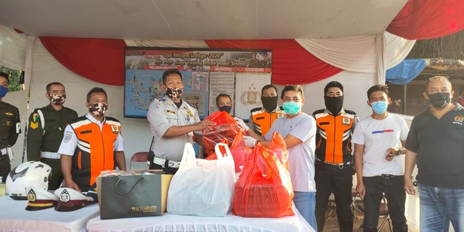 Petugas PSBB Kota Bogor Terima Bantuan Warga