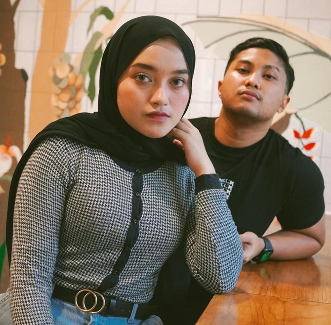 Fakta Indira Kalistha YouTuber Cantik Yang Tuai Kontroversi Halaman Merdeka Com