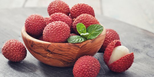 5 manfaat sehat yang bisa diperoleh dari buah-buahan khas negara tropis