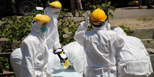 Pelanggar PSBB di Sidoarjo akan Dihukum Ikut Memakamkan Jenazah Positif Covid-19