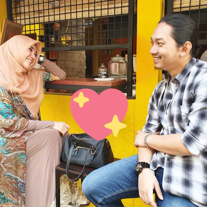 mantan penyanyi cilik religi sulis dan suami