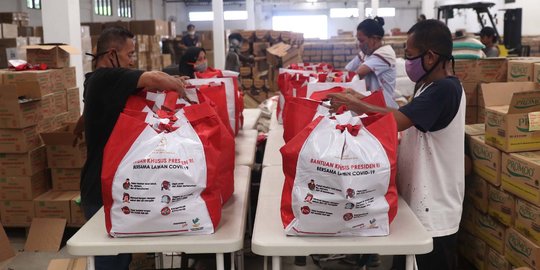 60 Paket Bansos Sembako Di Cakung Dikembalikan Merdeka Com 60 Paket Bansos Sembako Di Cakung Dikembalikan Merdeka Com