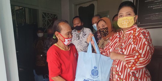 Jelang Lebaran, 480 Abdi Dalem Keraton Surakarta Terima Bingkisan Zakat Fitrah