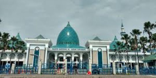 Masjid Al-Akbar Surabaya Tiadakan Salat Idul Fitri, Ini 3 Hal yang Harus Diperhatikan