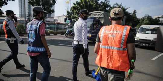 Syarat Tak Lengkap, 100 Orang Minta Surat Izin Keluar Masuk Jakarta Ditolak