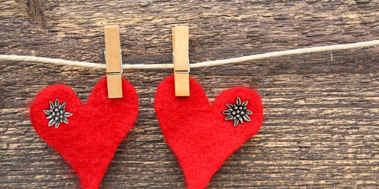 100 tebak-tebakan kocak, gombalan cintanya romantis banget