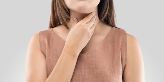 7 Cara Mengatasi Radang Tenggorokan Secara Cepat Menggunakan Bahan Alami