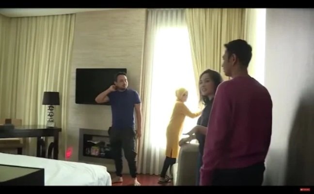 potret rumah beby romeo dan meisya siregar