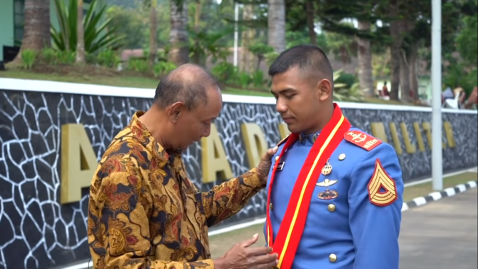 anak tukang ojek sukses jadi perwira tni