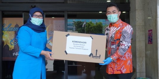 Kemendagri Salurkan Bantuan Yayasan Temasek Singapura Ke RS Harapan Kita & Dharmais