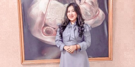 6 Pesona Kiky Saputri, Komika yang Dichat Langsung Nia Ramadhani