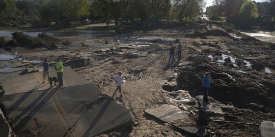 Dua Bendungan Jebol, Banjir Bandang Sapu Amerika Serikat