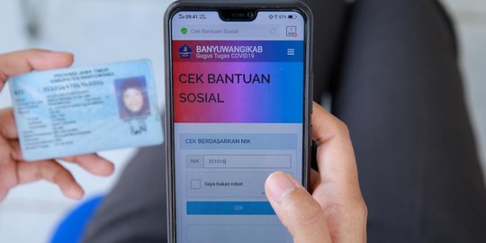 Warga Banyuwangi Senang, Lapor Online Langsung Dikirimi Sembako