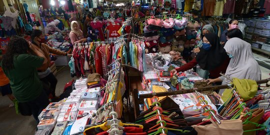 Jubir Covid-19: Tak Ada Larangan Beli Baju Lebaran Asal Patuhi Protokol Kesehatan