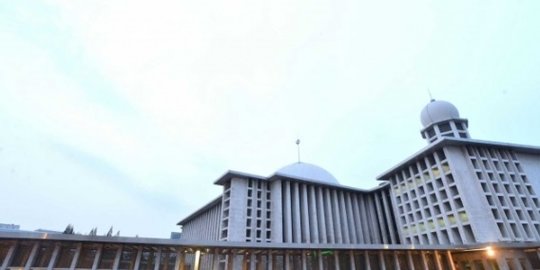 Tak Gelar Salat Id, Masjid Istiqlal Takbiran Virtual Bareng Wapres