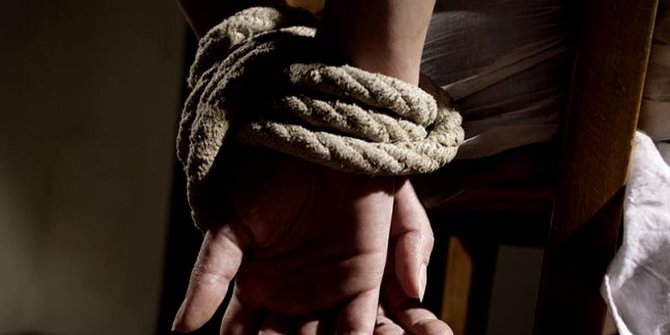 Keluarga Diciduk Polisi, Warga Palembang Sandera Tetangga & Minta Tebusan Rp30 Juta