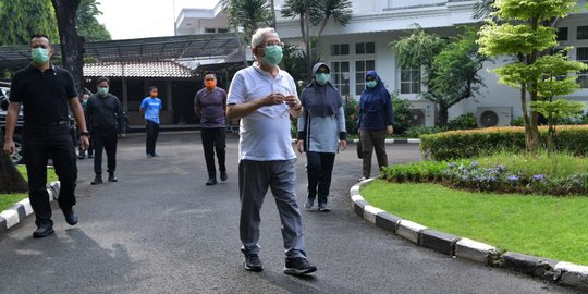 Wapres Ma'ruf Amin Pimpin Salat Idulfitri dan Khotbah di Rumah Dinas