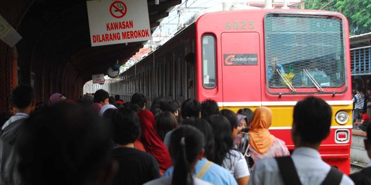 Ada Pembatasan Operasional, Pengguna KRL Turun 90 Persen di Masa Lebaran