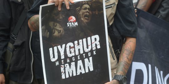 DPR AS Sahkan UU Kebijakan HAM Uighur, Pejabat China Terancam Kena Sanksi