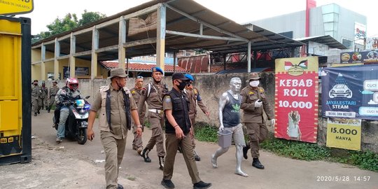 Belasan Gelandangan dan 'Manusia Silver' Ditangkap di Tangerang Selatan usai Lebaran