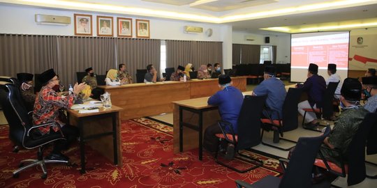 Belum Akan Diterapkan, Bupati Anas dan NU Bahas New Normal Tahlilan-Pengajian