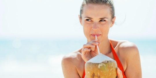 5 Makanan dan Minuman yang Bisa Mendinginkan Tubuh dan Kepala