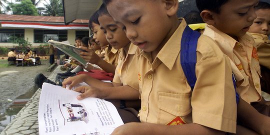 Kota Tangerang Tunggu Arahan Pusat soal Aturan Siswa Kembali ke Sekolah
