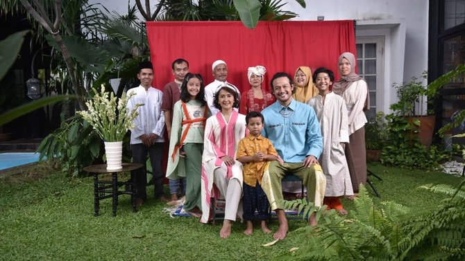 foto lebaran sasonos family