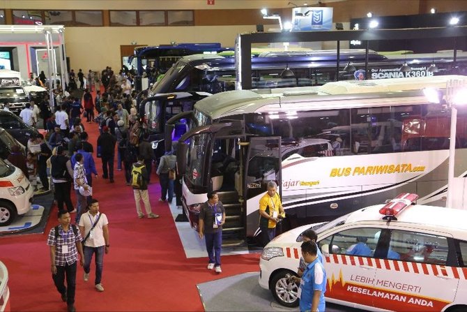 pameran kendaraan niaga giicomvec