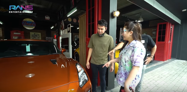 raffi ahmad panas lihat garasi andre taulany penuh mobil baru