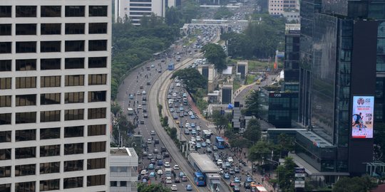 Pembukaan Sektor Ekonomi Dinilai Bisa Redam Tekanan pada Pengusaha dan Pekerja