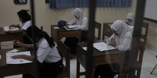 Jokowi Disebut Belum Putuskan Aktivitas Sekolah dan Pesantren Dibuka Kembali
