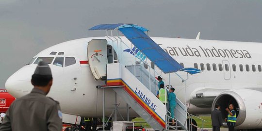 dan pesawat dikandangkan rev1
