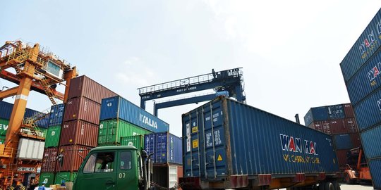 masih bertahan walau sedikit terpukul