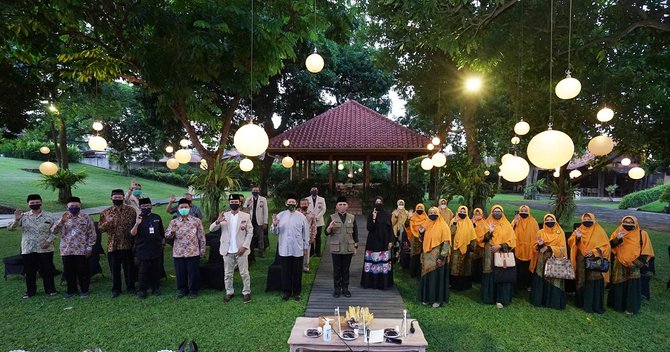 bupati banyuwangi abdullah azwar anas berdialog dengan muhammadiyah banyuwangi