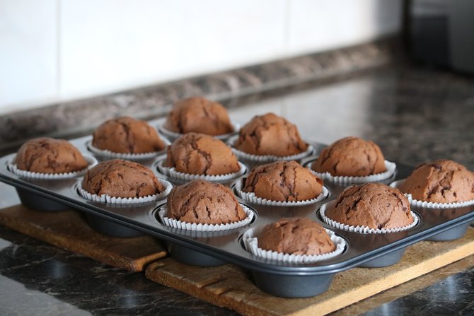 ilustrasi muffin cokelat