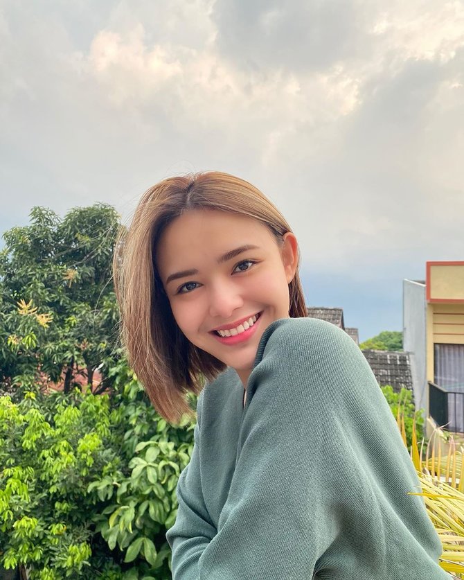 gaya rambut amanda manopo
