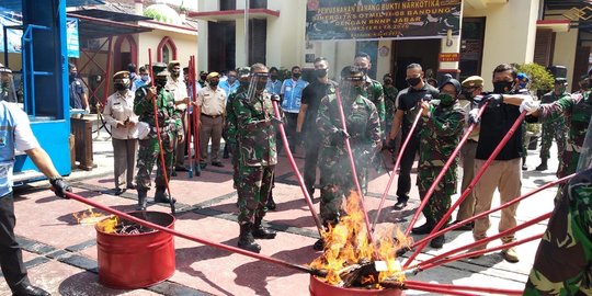 BNN Jawa Barat Musnahkan Sabu Sitaan dari Anggota TNI