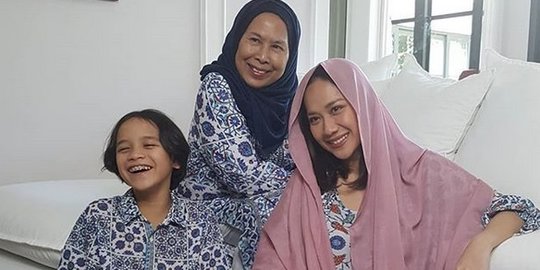 3 Bulan Temani BCL dan Noah, Ibunda Ashraf Sinclair Pamit Kembali ke Malaysia