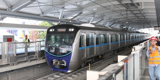 Jakarta Masuk Masa Transisi New Normal, MRT Mulai Kembali Beroperasi