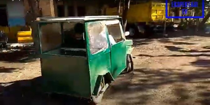 pria ciptakan mobil listrik