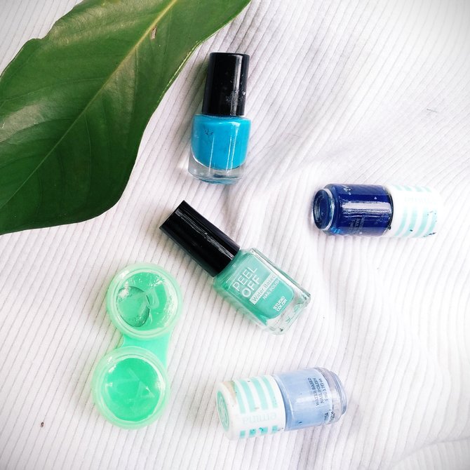 studio color peel off water based nail polish
