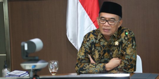 Menko Muhadjir Minta Jajaran Rekrut Relawan Penuhi Target Tes PCR 20.000 per Hari