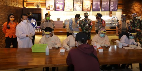 Ikuti Rapid Test, 18 Pengunjung Kafe di Malang Reaktif Covid-19