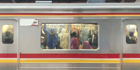 Masa Transisi Jakarta, Jumlah Perjalanan KRL Ditambah