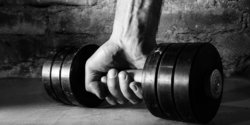 8 Jenis Gerakan Olahraga Dumbbell Di Rumah Bentuk Otot Dengan Alat Sederhana Merdeka Com