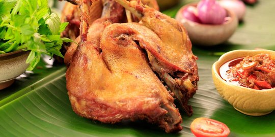 Resep Ayam Goreng Sasando, Sajian Nikmat Bersambal dari NTT