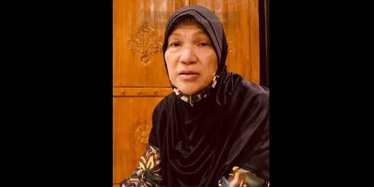 6 Potret Rumah Dorce Gamalama yang Bernuansa Islami, Ada Mimbar Mini di Kamar