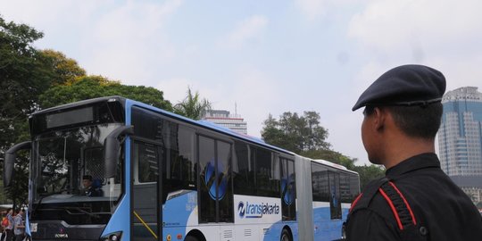 krl tetap batasi penumpang rev1