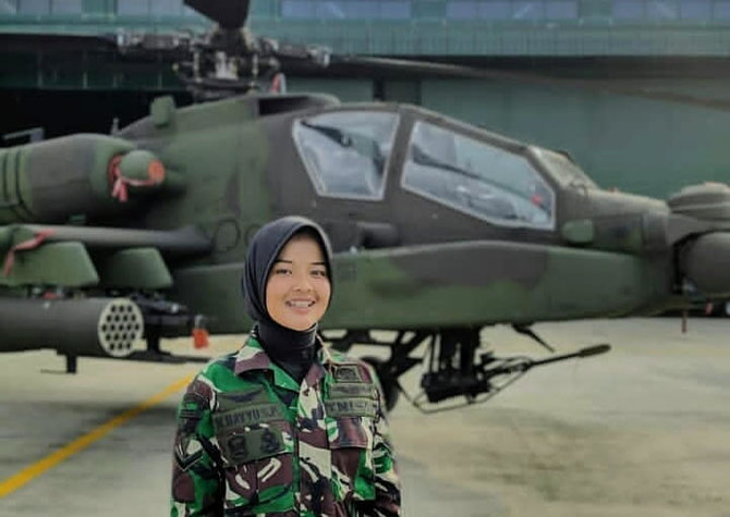 wanita pertama teknisi alutsista terbaru tni ad